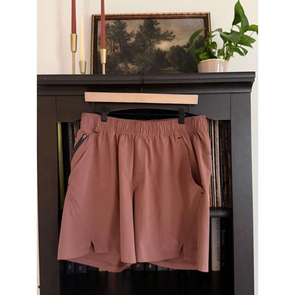 LEG3ND Active Athletic Gym Shorts Large Brown Zipper Pockets Performance